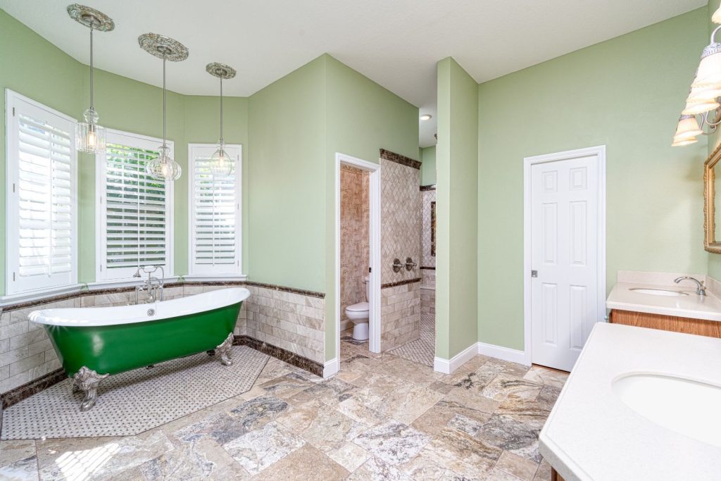 Complete Kitchen & Bath